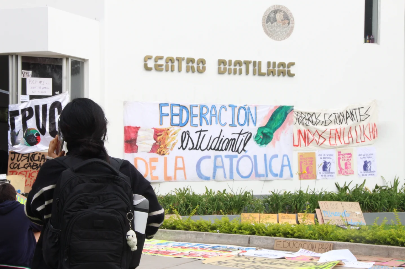 PUCP suspende nuevo sistema de pensiones tras acuerdo con estudiantes